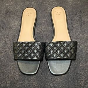 A New Day black quilted slides 9 1/2 (target brand)